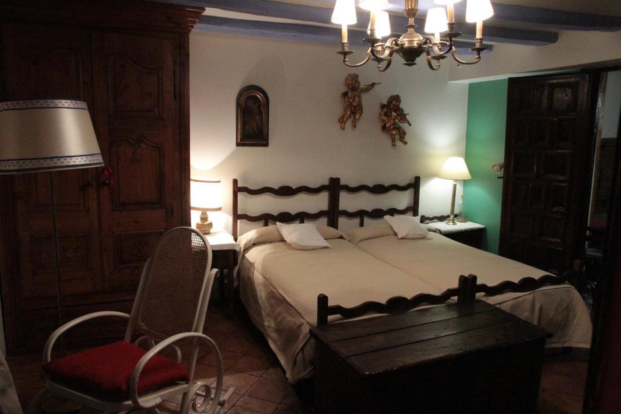 Casa-Abadia De Banaguas Apartment Luaran gambar